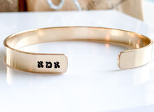 Load image into Gallery viewer, Hebrew jewelry mom bracelet Jewish ima gift Mother's Day gifts Hebrew Bracelet For Her Kabbalah Jewelry Judaica bracelet Israelite Jewelry