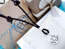 Load image into Gallery viewer, From generation to generation, Leather Necklace