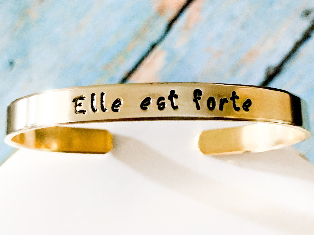 She is Strong bracelet, Elle est forte, Support Women Strength - Everything Beautiful Jewelry